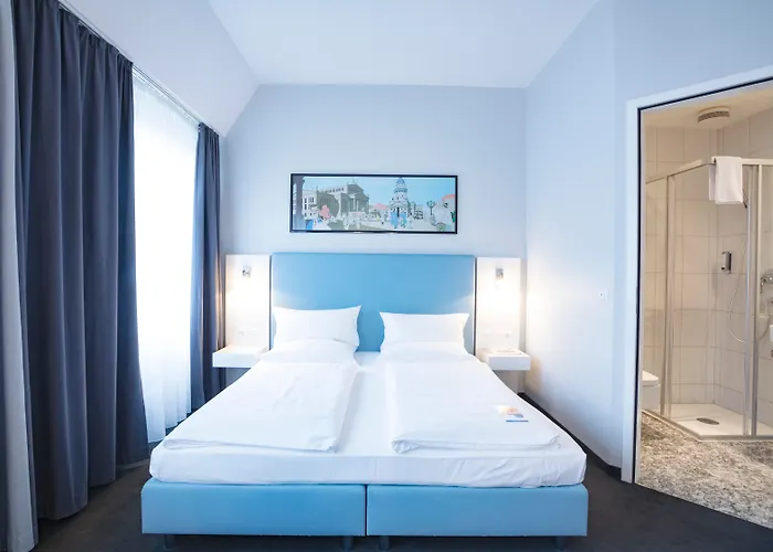 Select Hotel Berlin Checkpoint Charlie